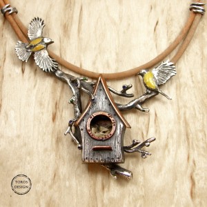 Chatka dla sikorek - srebrny wisior