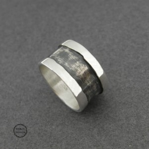 Srebrna matowa, młotkowana obrączka, srebro 925.