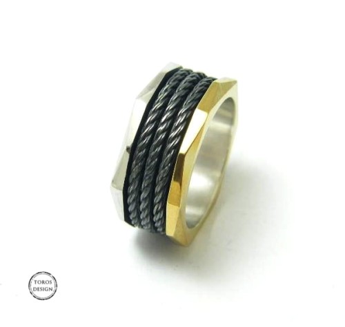 349 obrączka z linami.jpg