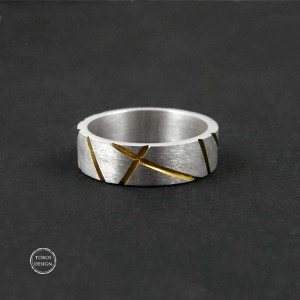 Srebrna matowa, pozłacana obrączka
