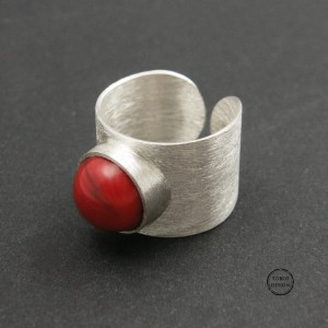 Srebrny pierścionek, koral naturalny, srebro 925
