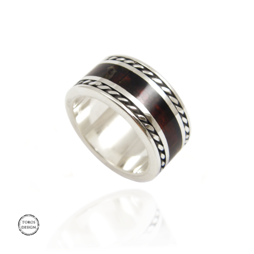 ok 13 obrączka z bursztynem.png