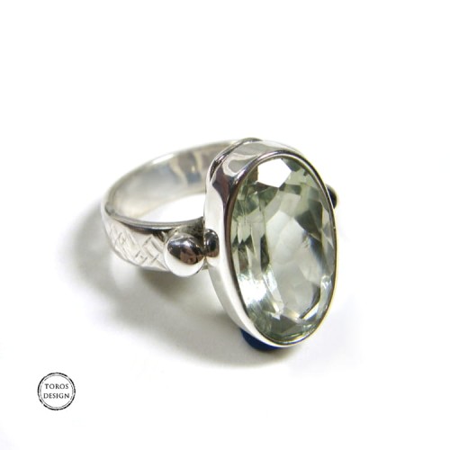 ok 62 srebrny pierścionek z zielonym ametystem.JPG